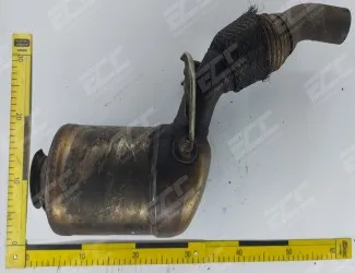 Katalyzátor 7793856 / 7793855 / 140976