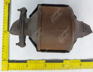 Katalyzátor 46442423