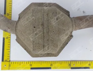 Katalyzátor 88BB-5E242-KB