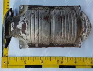 Katalyzátor 10+12 strips on the cover / 4+5 directly on the catalytic converter