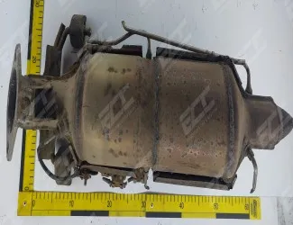 Katalyzátor Mazda RFJ5 - 3