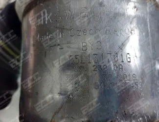 Katalyzátor VW 05L 131 701 F / 05L 230 DA - 2