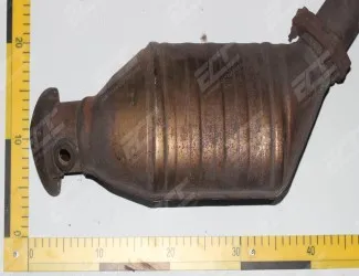 Katalyzátor 4B0 131 701 BK / 8D0 178 P