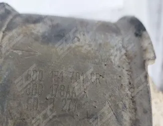 Katalyzátor VW 8D0 131 701 CR / 8D0 178 AA X - 3